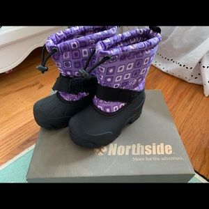 Girls snow boots